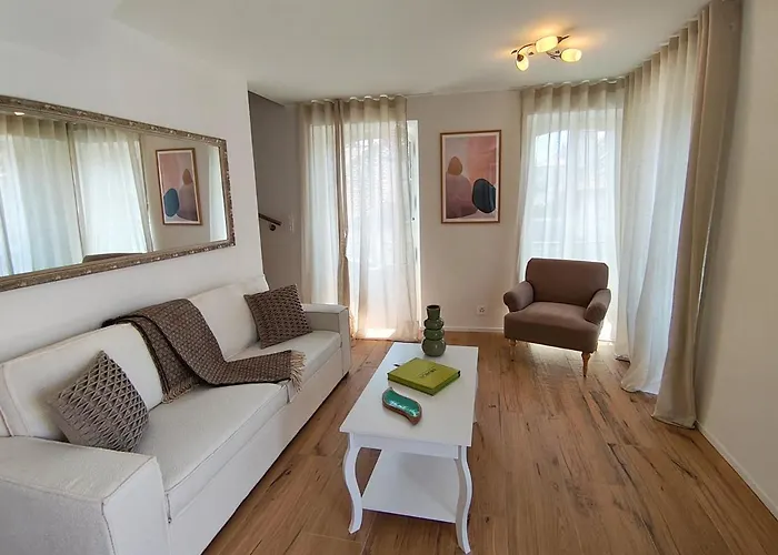 Zogbi Hospitality 4 * Aubonne